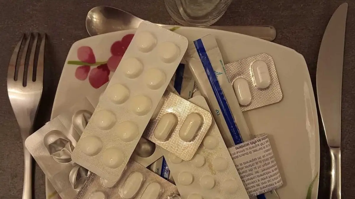 Pros : Prescrire, déc. 2022 : médicaments utiles et inutiles